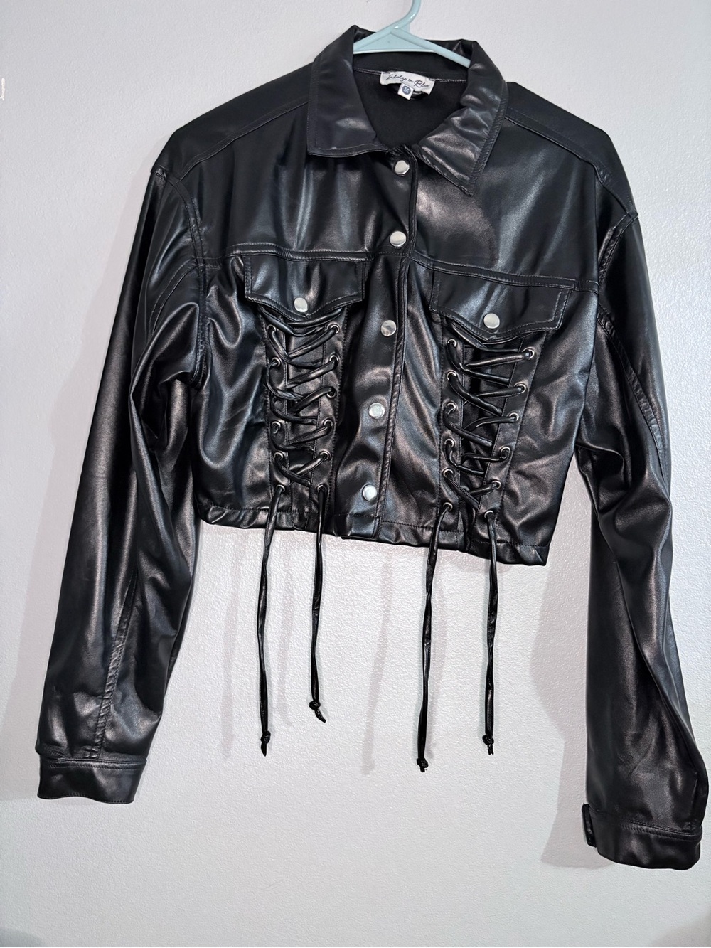 Cropped Black polyester jacket